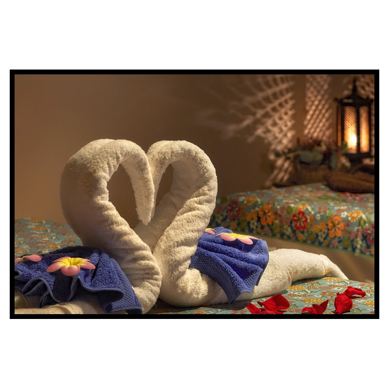 Detalle de la sala de masaje para pareja